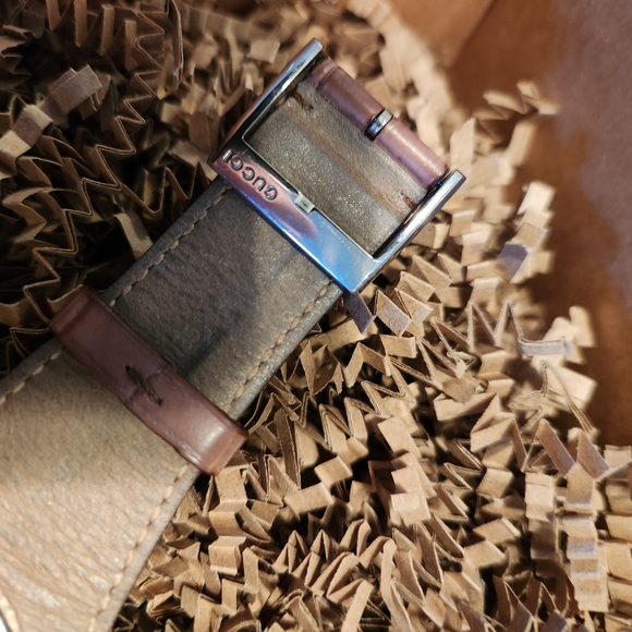 GUCCI Bandeau Watch 104 Alligator Band - Picture 9 of 13